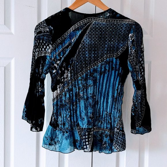 DRESS BARN Women's Accordion Crinkle Blouse Size S Blue & Black NWOT - Picture 2 of 7